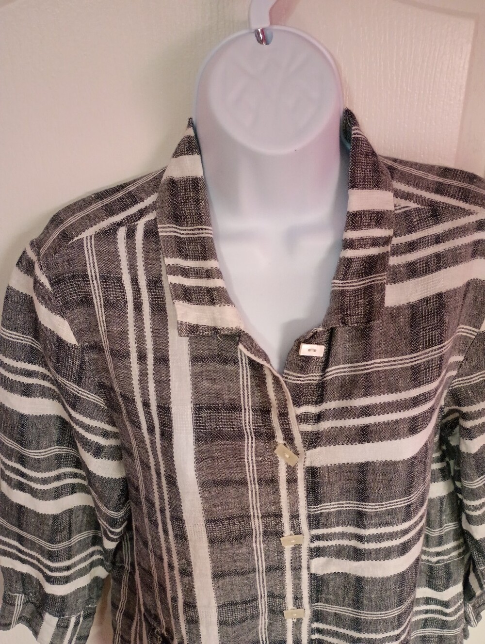 Linen Striped Button-Down Shirt - Picture 4 of 11